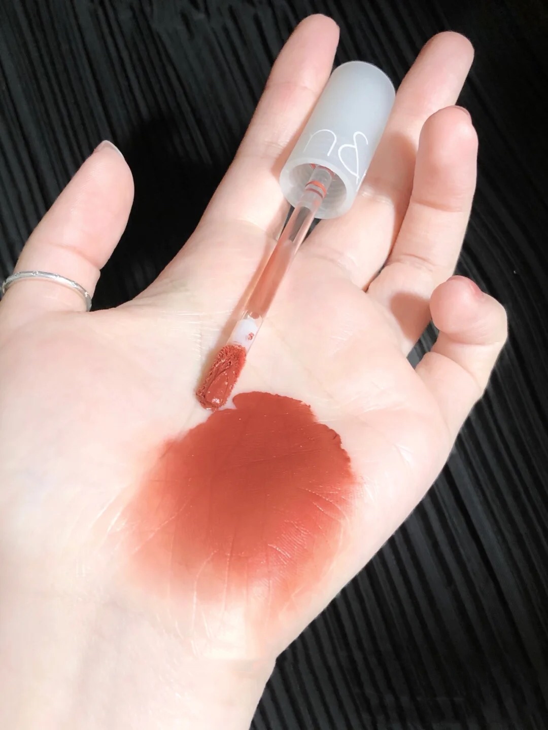 Son Dưỡng Môi Lâu Trôi Chất Lượng Cao Cho Nữ | BigBuy360 - bigbuy360.vn