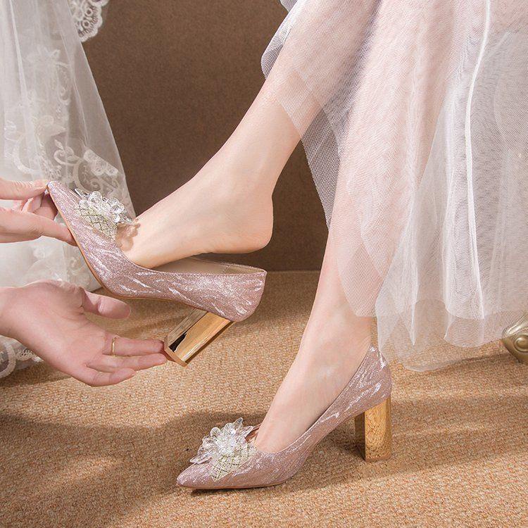 Giày Cưới Cao Cấp Đính Pha Lê Sang Trọng Cho Cô Dâu