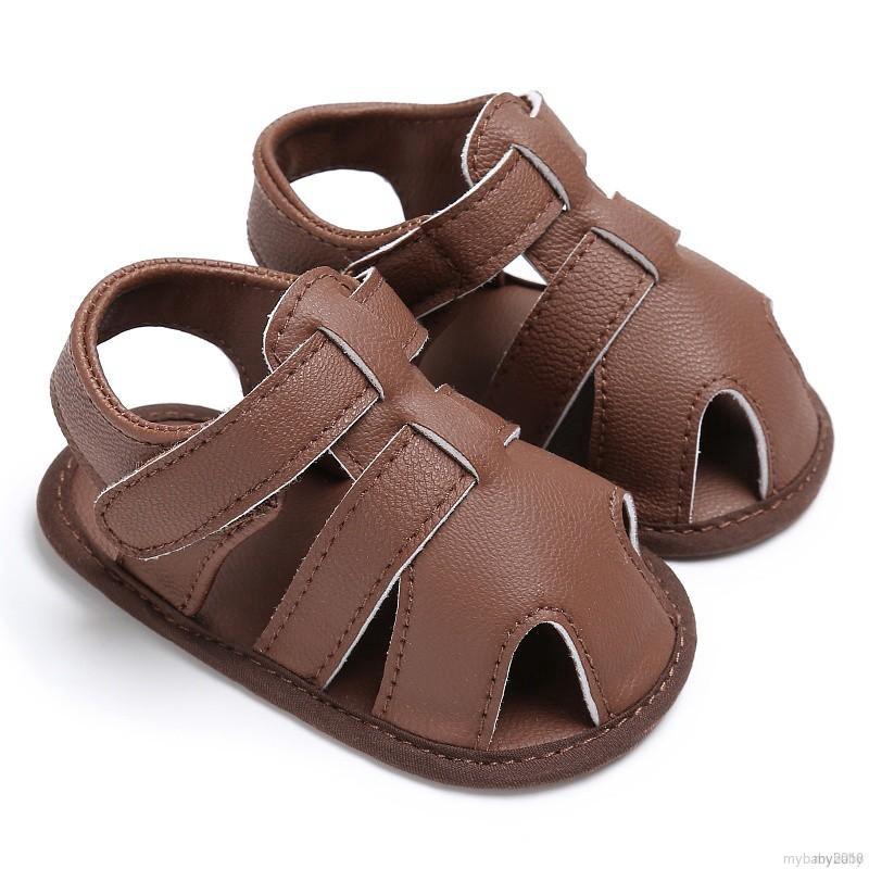 Giày sandal chất liệu da PU mềm mại dùng đi biển