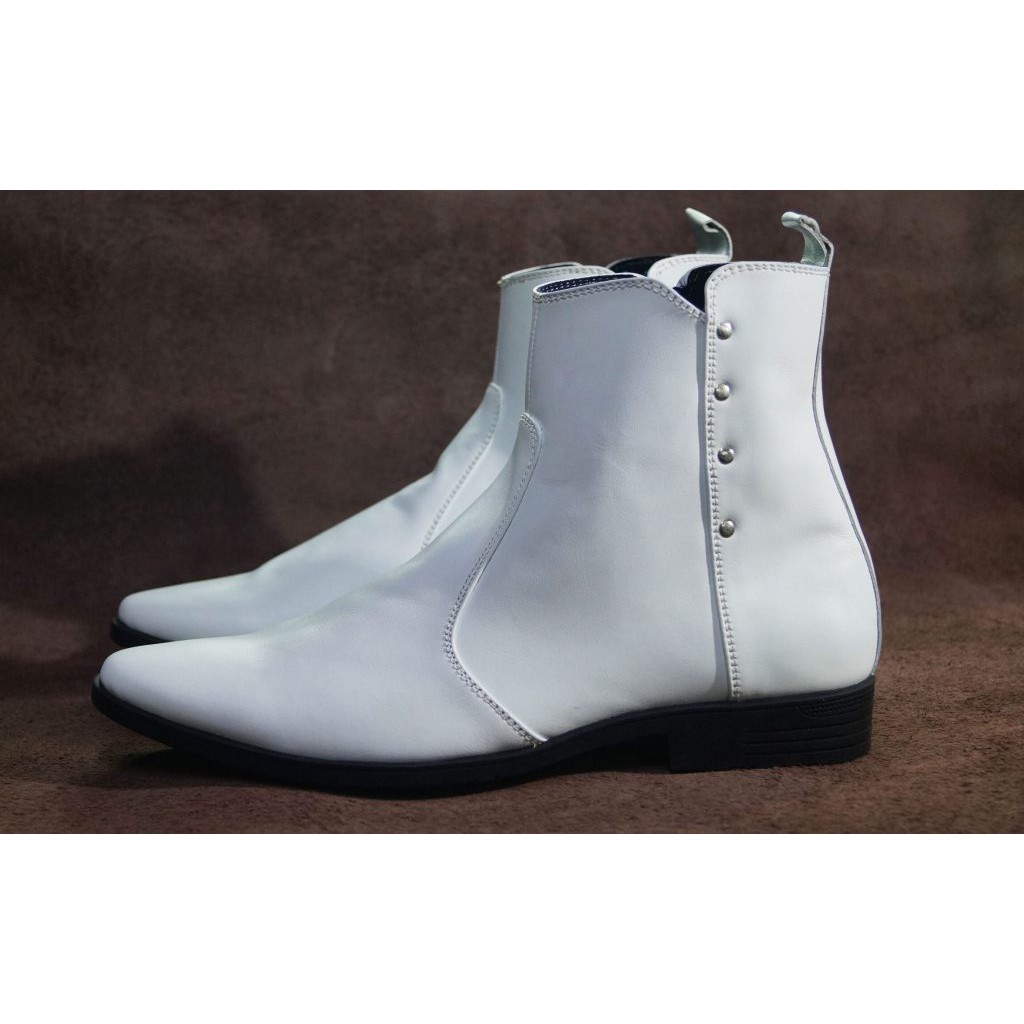 Giày boot nam da bò thật .Bảo hành 12 tháng.Mã số: B165