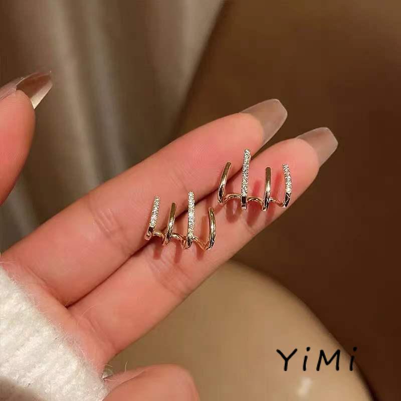 Hoa tai kim loại kim cương hình học