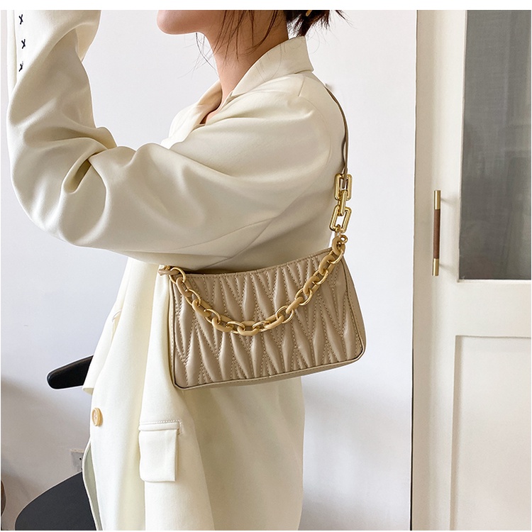 Túi xách nữ đeo chéo nữ nhún sóng biển dây xích Hàn Quốc Style Capucha T43