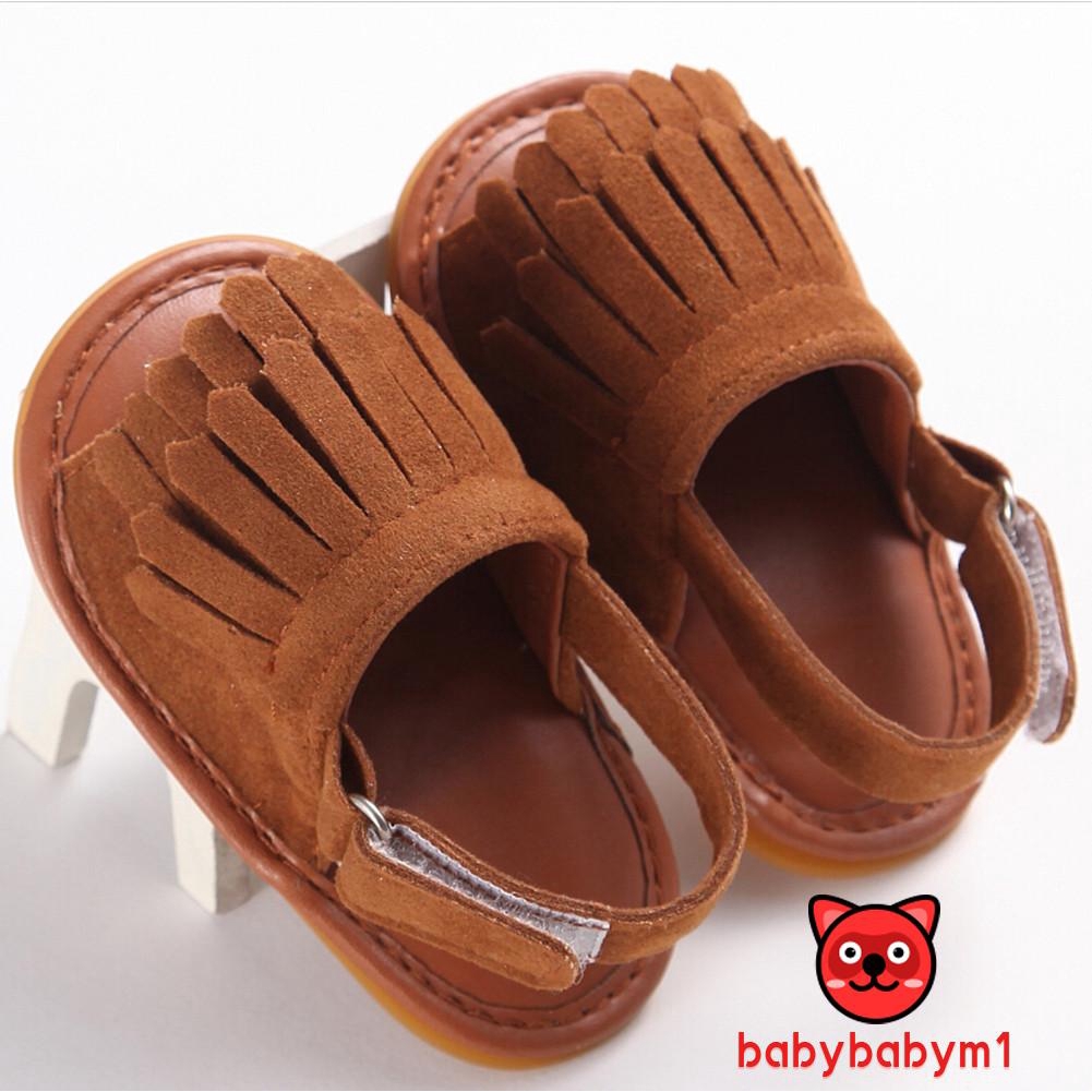 Giày sandal tua rua xinh xắn cho bé gái sơ sinh