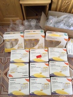 Bình sữa và núm ty medela đủ size