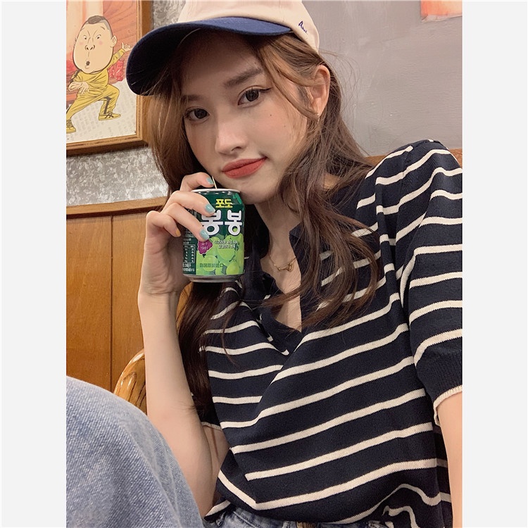 Áo polo tay ngắn cổ chữ V in họa tiết sọc ngang thời trang Hàn Quốc đáng yêu