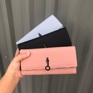 Ví Pretty size lớn gấp 3
