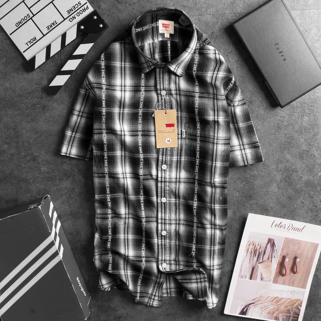 Áo sơ mi nam caro tay ngắn Levis cao cấp hoa văn thêu màu Đen chủ đạo - Đẳng Cấp Doanh Nhân