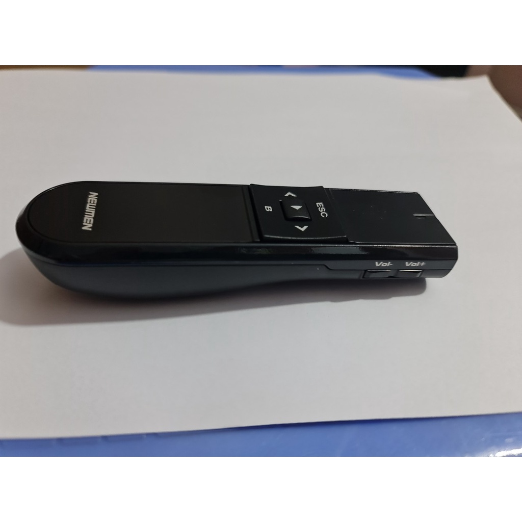 Bút Trình Chiếu Newmen P002  - Hàng Chính Hãng