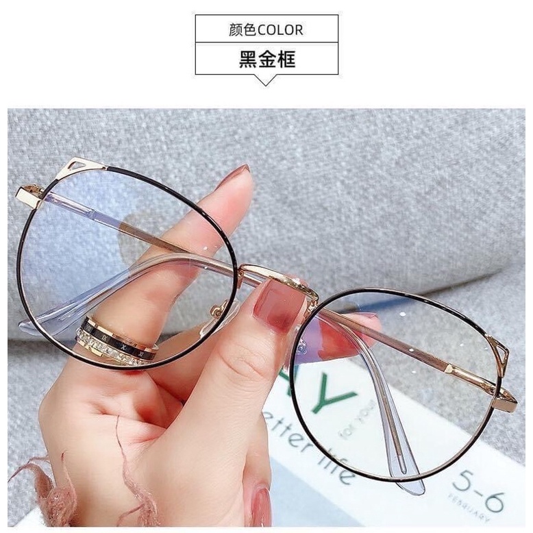 Mắt kính tai mèo thời trang giành cho cả nam và nữ