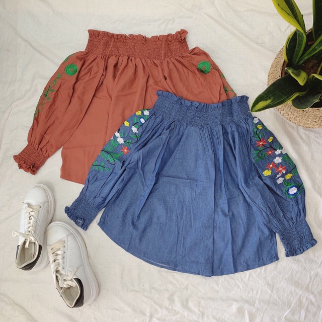 Áo bẹt vai thêu tay bo