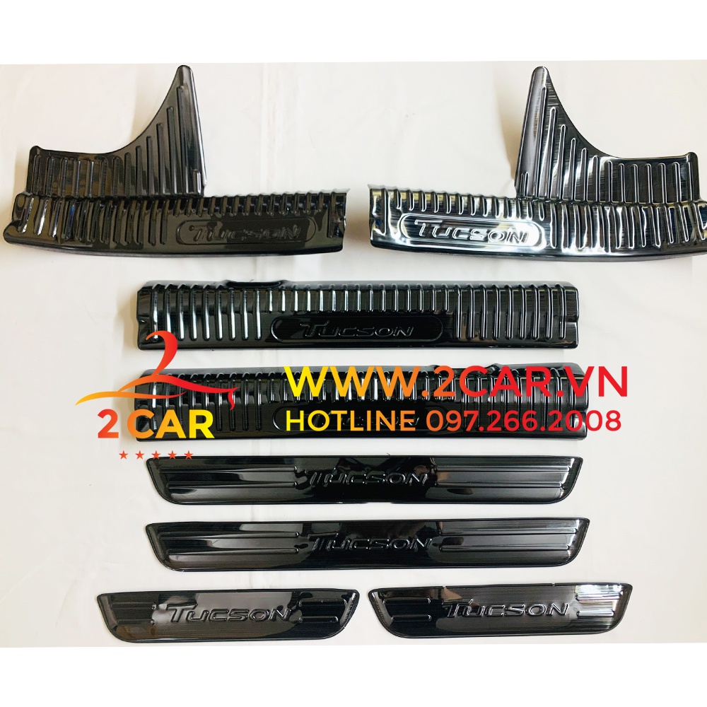 Ốp bậc cửa, Nẹp bước chân trong, ngoài xe Hyundai Tucson 2022 – 2023- Titan (tặng kèm keo trọ dính)