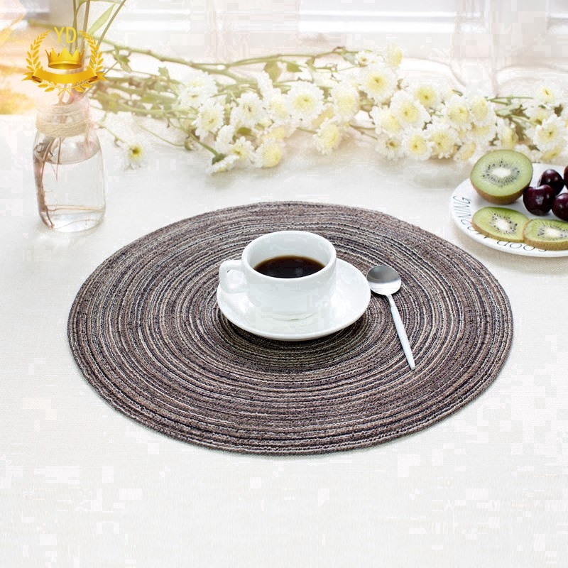 Tấm lót trải bàn bằng sợi gai hình tròn xinh xắn