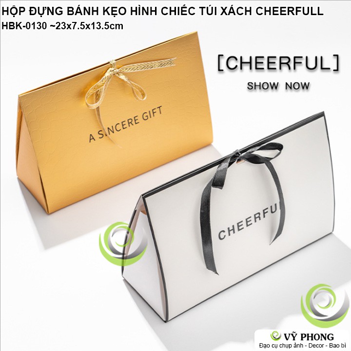 HỘP GIẤY ĐỰNG BÁNH KẸO ĐỰNG QUÀ TẶNG HÌNH CHIẾC TÚI IN CHỮ CHEERFULL LỄ TẾT HBK-0130