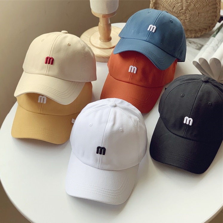 Mũ lưỡi trai dành cho cả nam và nữ thêu chữ M thời trang unisex