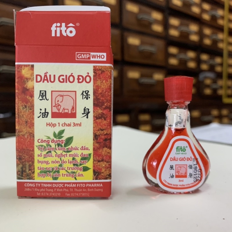 Dầu gió đỏ hiệu con voi - Red Elephant Medicated Oil