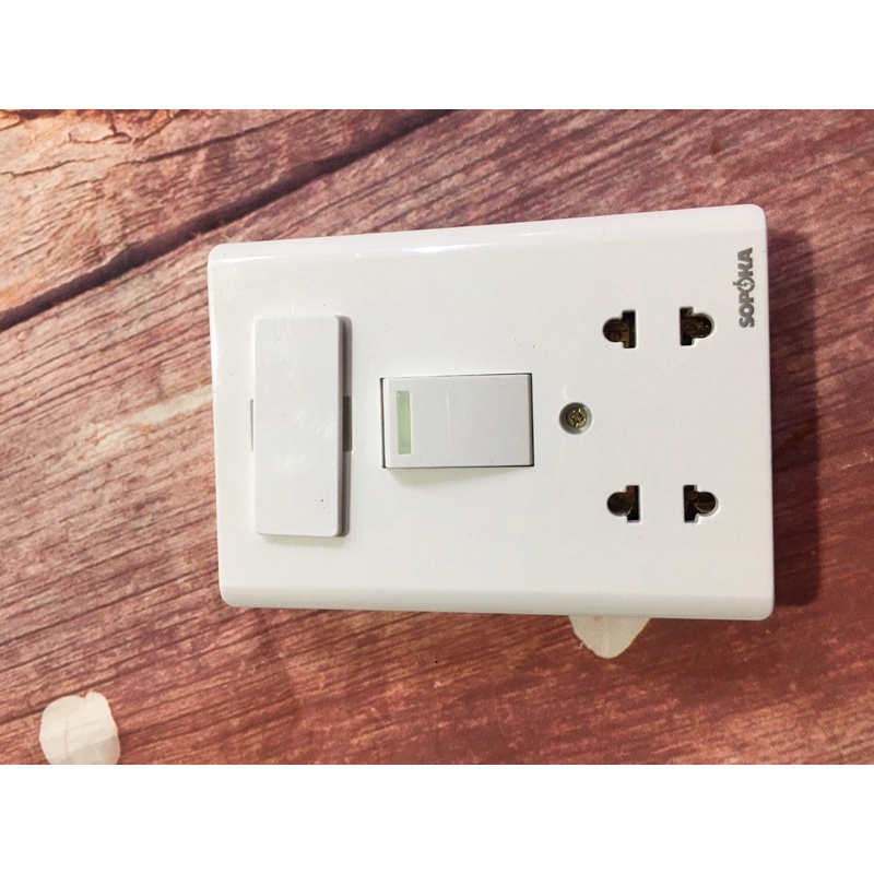 Bảng điện E4A sopoka