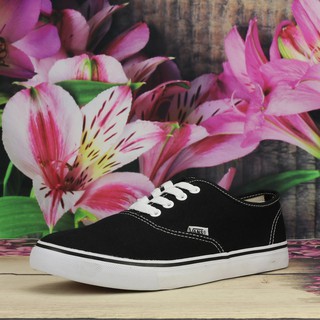 Giày Van Classic Vải canvas Nữ Màu Đen Trắng