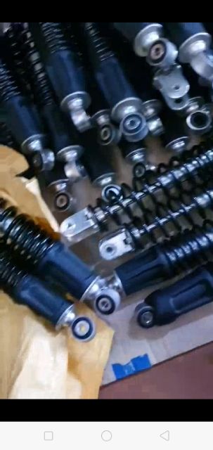 1 cặp Phuộc nvx hàng zin Yamaha thanh lý rả xe mới sao nó vậy  dùng được rất tốt cho xe dream và weve