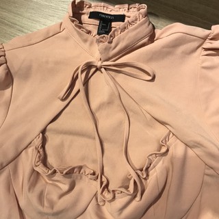 Áo Croptop F21