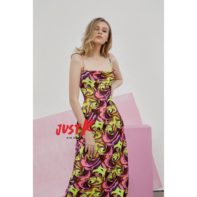 Váy Maxi Just K "họa tiết màu neon"
