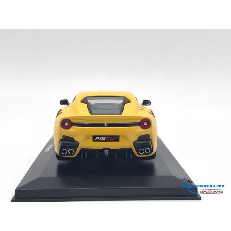 Xe Mô Hình Ferrari F12 TDF Hãng sản xuất : Bburago Tỉ lệ 1:32 ( Vàng )