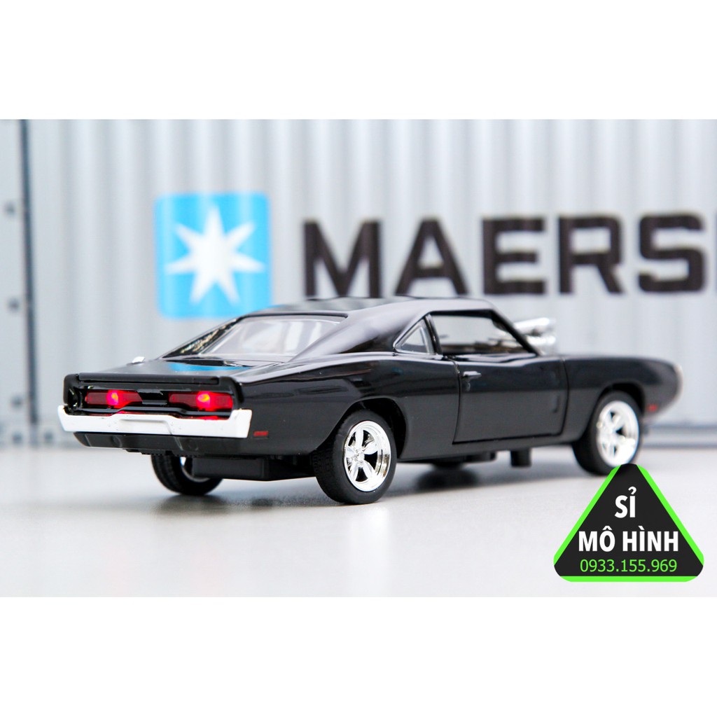 Mô hình xe cơ bắp Mỹ Dodge Charger RT 1:32 Đen