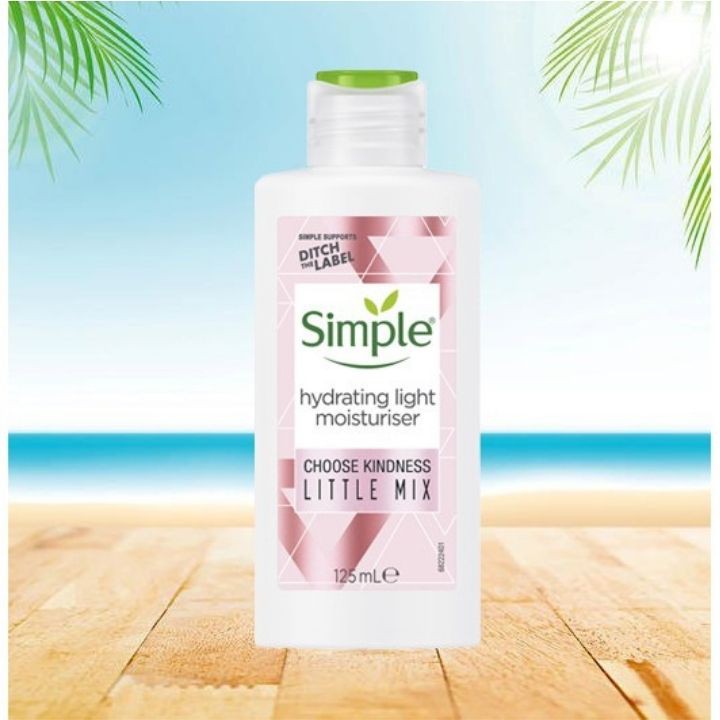 Kem Dưỡng Ẩm Simple Hydrating Light Moisturiser 125ml phục hồi da vitamin e