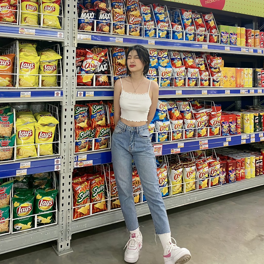 Quần Jeans Nữ Lưng Cao Màu Xanh Wash Đùi - Cắt Gấu Quần LDM-CL102