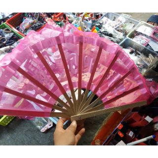 10 chiếc quạt múa