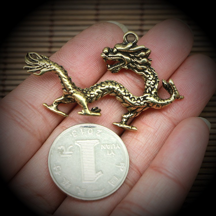 Tượng đồng mini tuổi Thìn bằng đồng thau chế tác thủ công dùng để trang trí bàn làm việc oto đem lại may mắn tài lộc