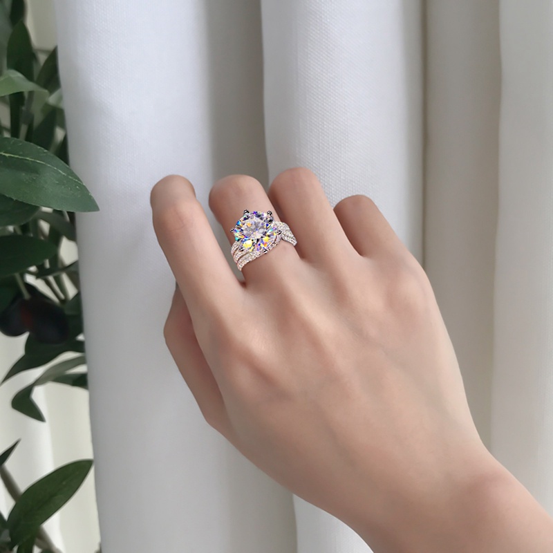 Nhẫn Đính Đá Sang Trọng Cho Nữ