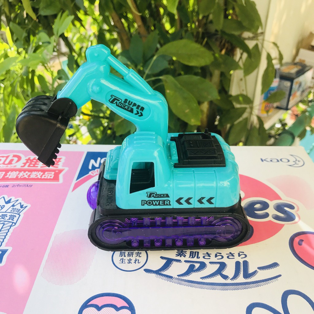 Xe máy xúc, xe công trình có nhạc và đèn cho bé