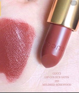 Son Gucci satin mềm môi nhiều dưỡng