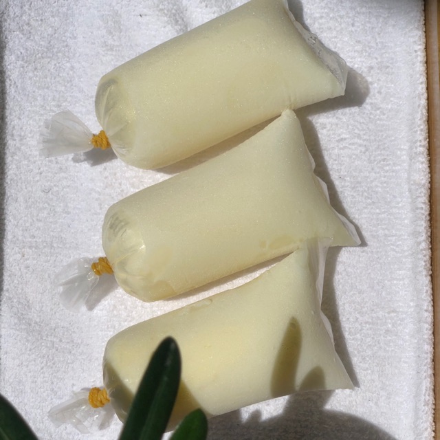 Sữa chua & sữa tươi từ sữa bò vắt
