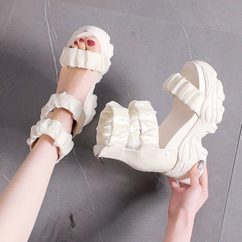 Dép đế xuồng Dép sandal nữ Sandal Đế Xuồng Dày Dặn Phong Cách Thời Trang Mùa Hè Anh Quốc 2022 Mới