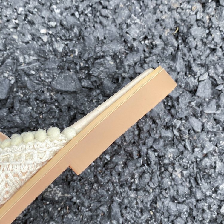 [ Mã 66CBSALE giảm 30K đơn 200K] Xăng Đan Đế Bằng Hở Ngón Phối Nút Chéo Xinh Xắn Dành Cho Nữ | BigBuy360 - bigbuy360.vn