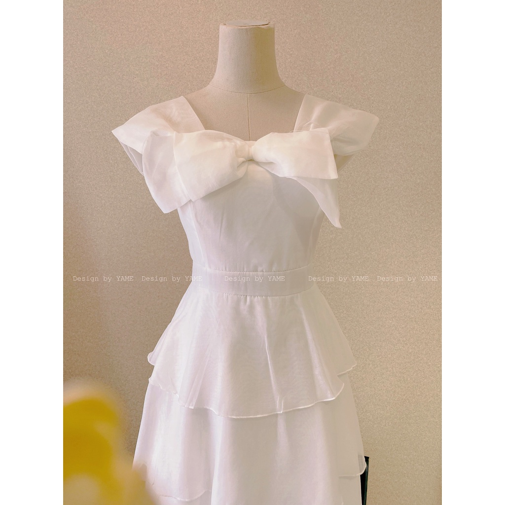 Váy trắng chất vải tơ nến V02 Bride YAME