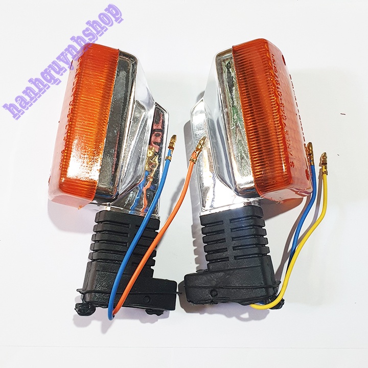 Cụm Đèn Xi Nhan Sau Xe 82 (1 Cặp)
