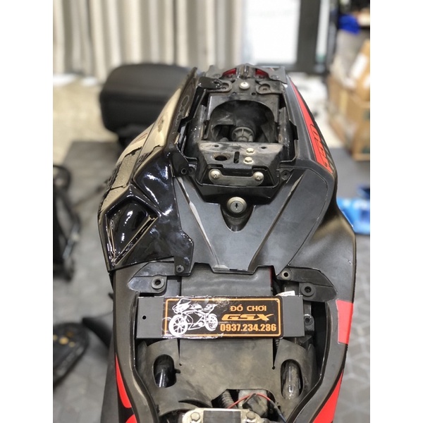 Ốp Đuôi GSX150 Kiểu Ducati - ốp đuôi GSX150R GSX150s - ốp đuôi Ducati gsx150