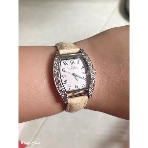 Đồng hồ nữ hiệu solo soprani quartz