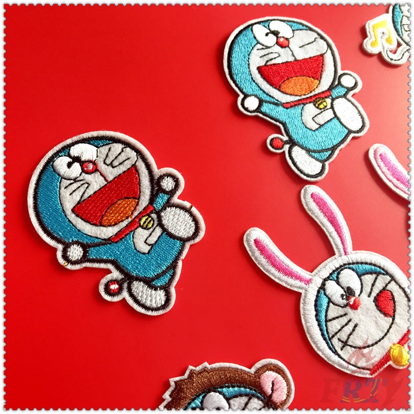 Set 1/3 miếng vá ủi quần áo hình Doraemon đáng yêu