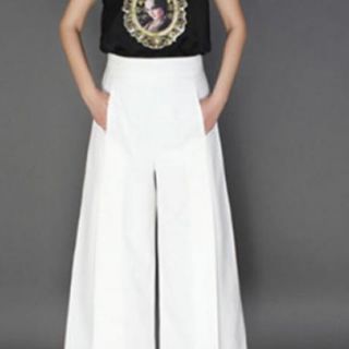 Quan culottes xẻ  tà