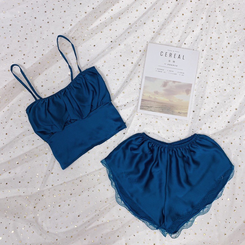 Đồ ngủ sexy nữ 💋Freeship 💋 Đồ ngủ sexy nữ áo có mút quần đùi lụa satin Freesize dưới 60kg | BigBuy360 - bigbuy360.vn