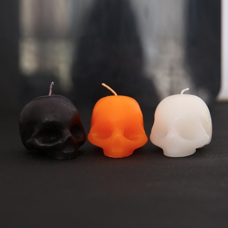 1 nến handmade hình đầu lâu trang trí Halloween