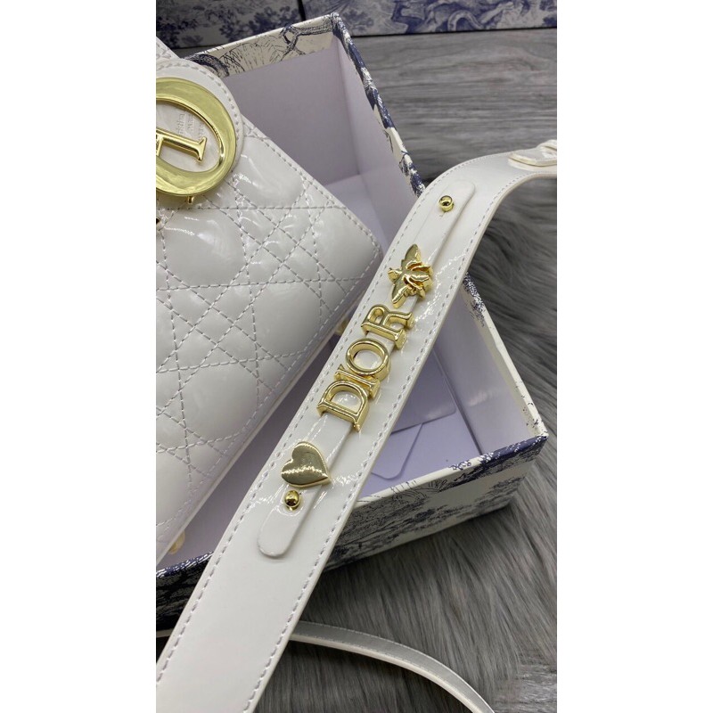 Túi Xách Da Bóng Ô Trám Căng Tròn Sz20cm