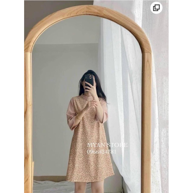 Váy nhung tăm hoa nhí cách tân tay lửng, cổ trong như hình.