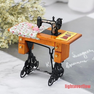 Máy may mini tỉ lệ 1: 12 trang trí nhà búp bê độc đáo