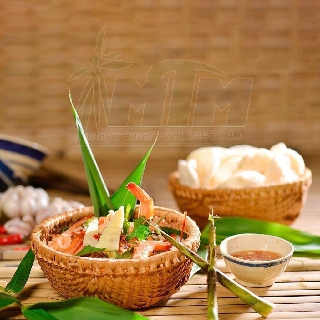 Thúng tre nâu nhí