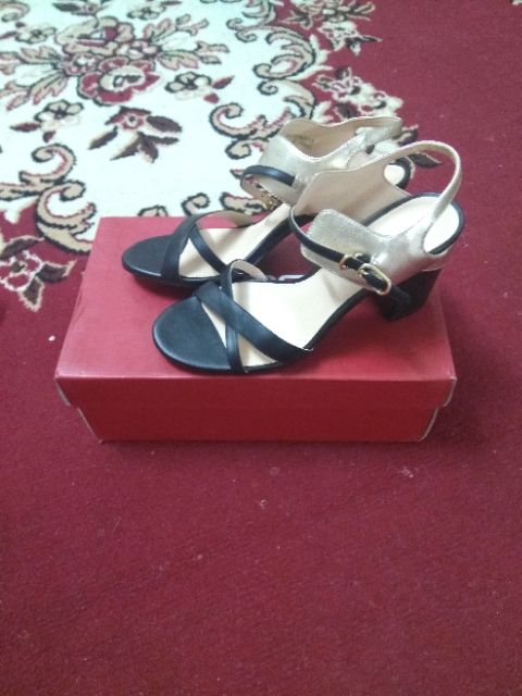 Sandal Daphne