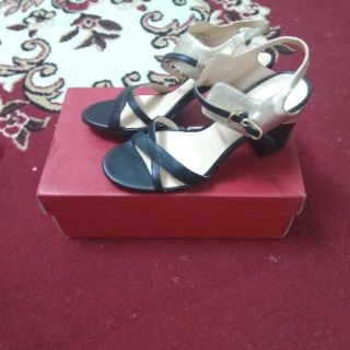 Sandal Daphne